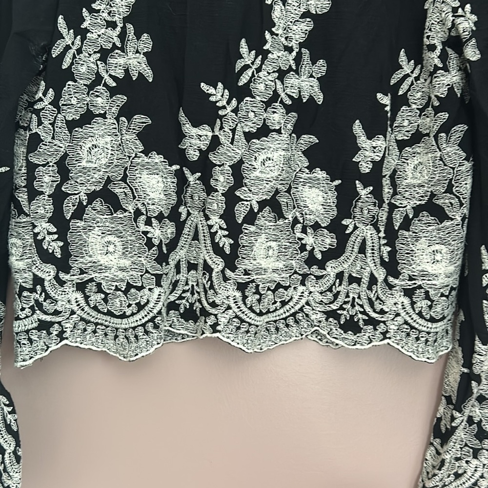 MISA Black Long Sleeve Boho Embroidery Top Scallops Hem Tassels Size Small - Picture 3 of 10